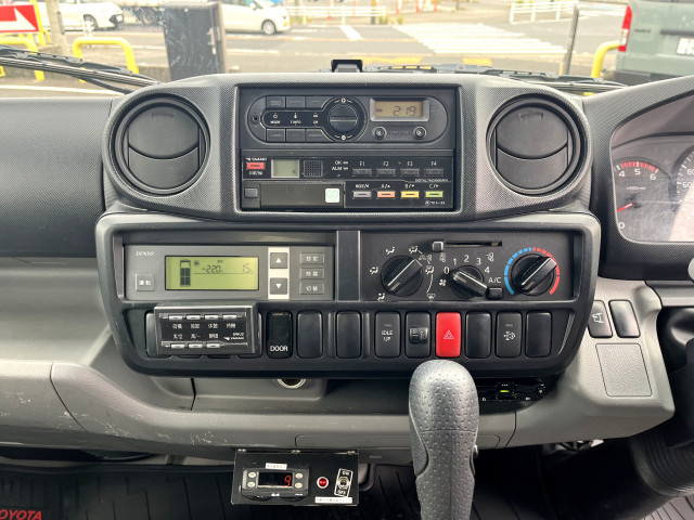 トヨタ ダイナ 小型 冷凍冷蔵バン QDF-KDY221(94869) 28枚目