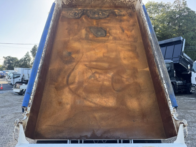 いすゞ フォワード 中型 土砂ダンプ 2PG-FRR90S1(94870) 10枚目