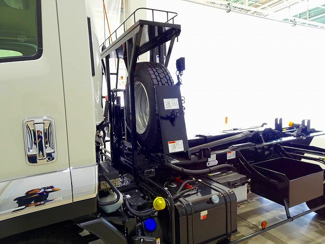 いすゞ フォワード 中型 コンテナ専用車 2RG-FRR90S4(94876) 26枚目