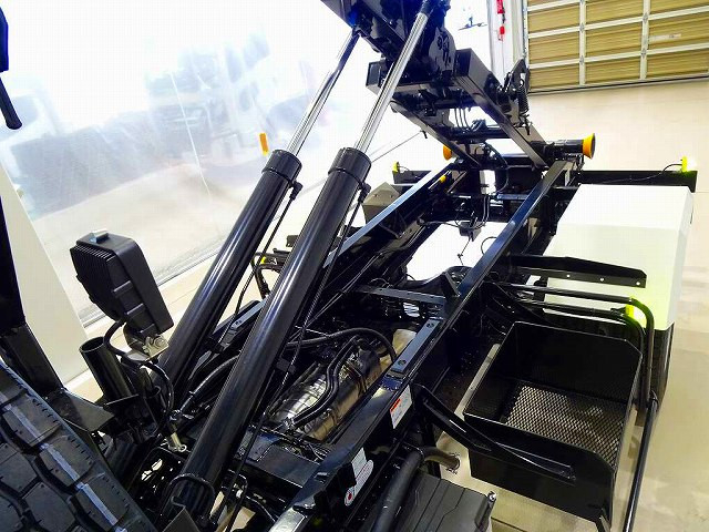 いすゞ フォワード 中型 コンテナ専用車 2RG-FRR90S4(94876) 29枚目