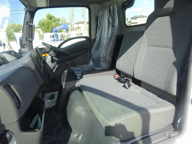 マツダ タイタン 小型 車載専用車 2RG-LPR88AM(94878) 33枚目