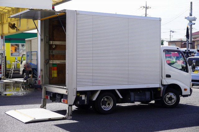 トヨタ トヨエース 小型 アルミバン TKG-XZU605(94880) 9枚目