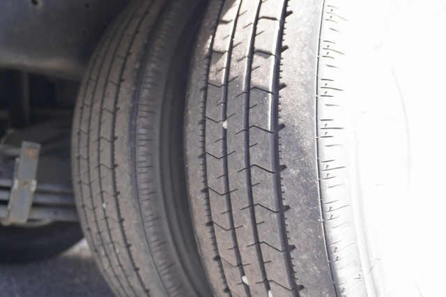 トヨタ トヨエース 小型 アルミバン TKG-XZU605(94880) 11枚目