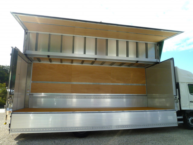 日野 レンジャー 増トン アルミウィング 2PG-FE2ACG(94881) 18枚目