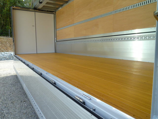 日野 レンジャー 増トン アルミウィング 2PG-FE2ACG(94881) 20枚目