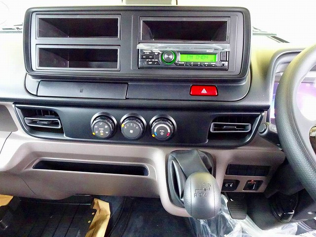 三菱ふそう キャンター 小型 Wキャブ 2RG-FBA20(94884) 10枚目