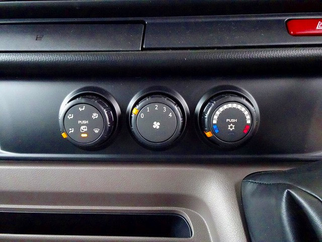 三菱ふそう キャンター 小型 Wキャブ 2RG-FBA20(94884) 11枚目