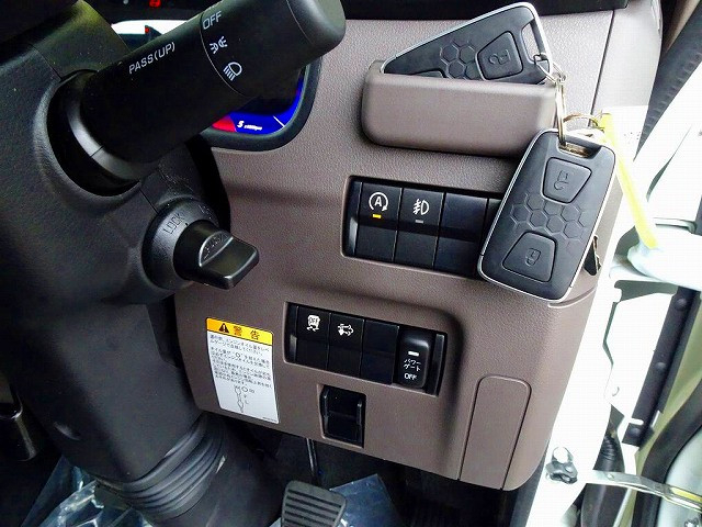 三菱ふそう キャンター 小型 Wキャブ 2RG-FBA20(94884) 18枚目