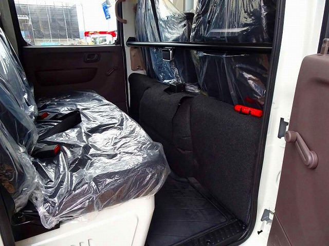 三菱ふそう キャンター 小型 Wキャブ 2RG-FBA20(94884) 21枚目