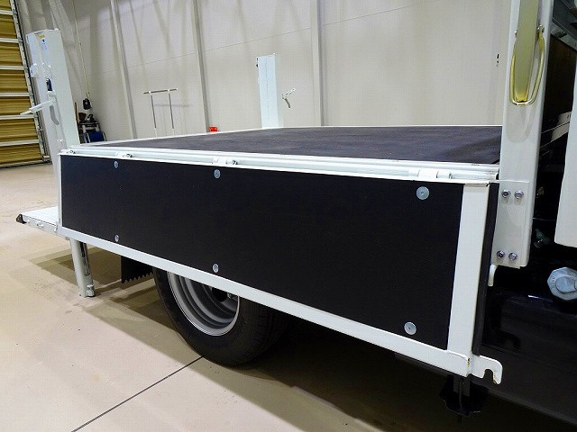 三菱ふそう キャンター 小型 Wキャブ 2RG-FBA20(94884) 30枚目