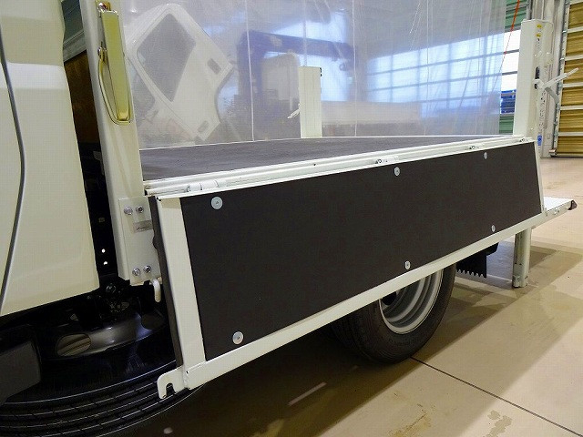 三菱ふそう キャンター 小型 Wキャブ 2RG-FBA20(94884) 32枚目