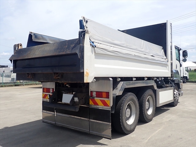 いすゞ ギガ 大型 土砂ダンプ 2PG-CXZ77CT(94888) 2枚目