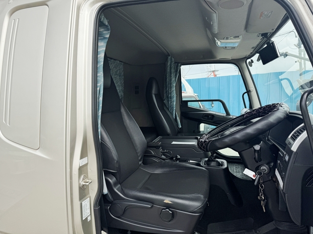 三菱ふそう ファイター 増トン アルミウィング 2KG--FK65FZ(94894) 7枚目