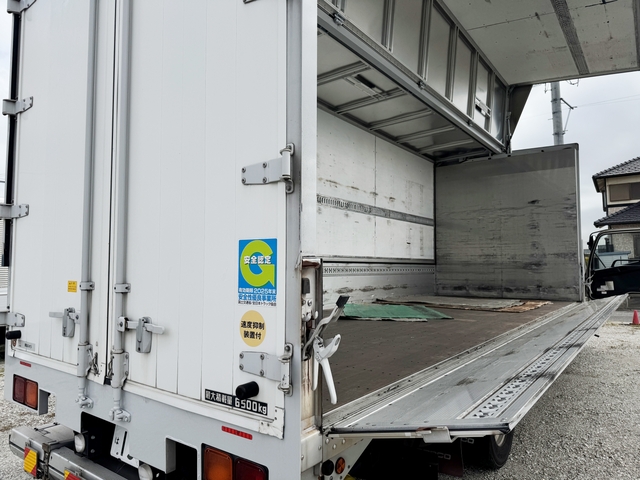 三菱ふそう ファイター 増トン アルミウィング 2KG--FK65FZ(94894) 5枚目