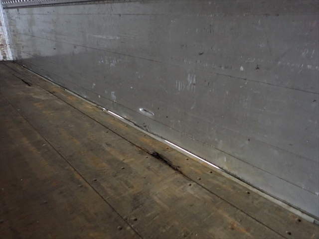 いすゞ ギガ 大型 アルミウィング QKG-CYJ77B(94911) 11枚目