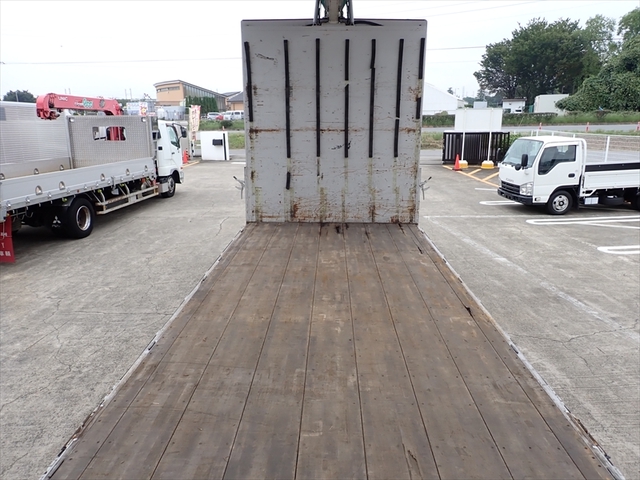 いすゞ ギガ 大型 アルミウィング QKG-CYJ77B(94911) 19枚目