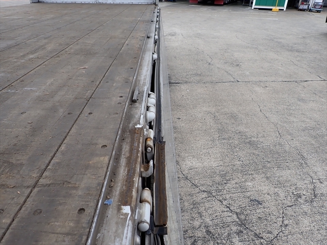 いすゞ ギガ 大型 アルミウィング QKG-CYJ77B(94911) 30枚目