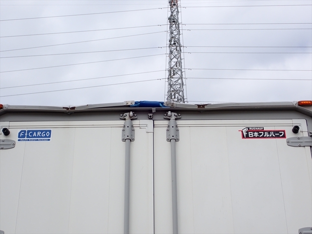 いすゞ フォワード 中型 アルミウィング 2RG-FRR90S2(94969) 16枚目