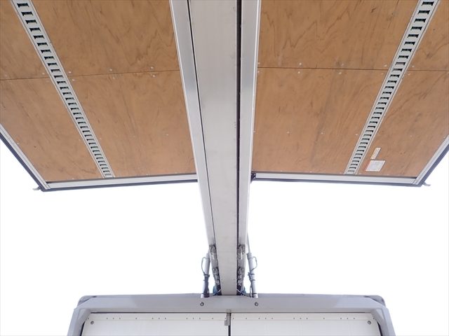 いすゞ フォワード 中型 アルミウィング 2RG-FRR90S2(94969) 34枚目