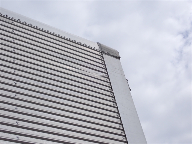 いすゞ フォワード 中型 アルミウィング 2RG-FRR90S2(94969) 18枚目