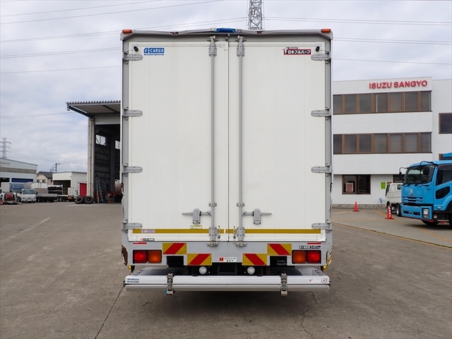 いすゞ フォワード 中型 アルミウィング 2RG-FRR90S2(94969) 5枚目