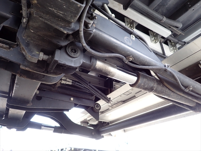 いすゞ フォワード 中型 アルミウィング 2RG-FRR90S2(94969) 12枚目