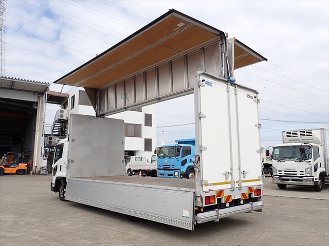 いすゞ フォワード 中型 アルミウィング 2RG-FRR90S2(94969) 30枚目