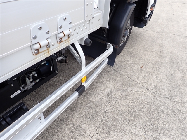 いすゞ フォワード 中型 アルミウィング 2RG-FRR90S2(94969) 19枚目