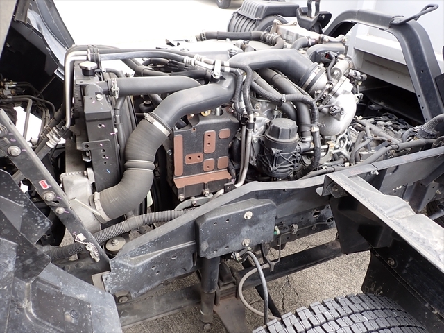 いすゞ フォワード 中型 アルミウィング 2RG-FRR90S2(94969) 48枚目