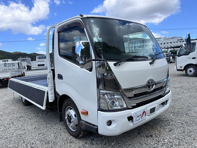 トヨタ ダイナ 小型 平ボディ 2RG-XZU712(111543) 10枚目