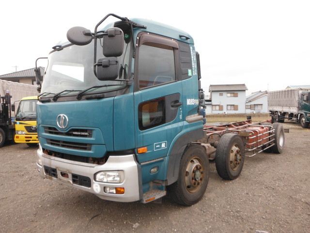 Nissan UD big_thumb Large Other special trucks ADG-CV2YL(1142) 3枚目