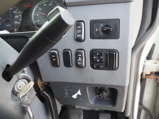 三菱ふそう ファイター 増トン 平ボディ（クレーン付） PJ-FM62FZ(109555) 48枚目