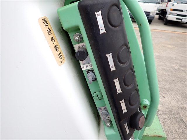 いすゞ エルフ 小型 塵芥車（プレス式） SKG-NPR85YN(95093) 9枚目