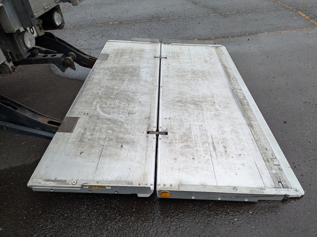 日野 プロフィア 大型 冷蔵冷凍バン QPG-FW1EXEG(111245) 67枚目