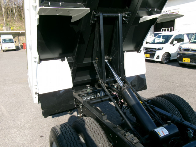 いすゞ エルフ 小型 土砂ダンプ 2RG-NKR88AT(108664) 20枚目