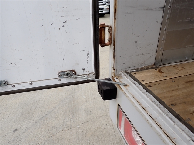 いすゞ ギガ 大型 アルミウィング 2PG-CYJ77C(95097) 9枚目