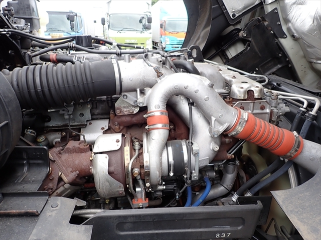 いすゞ ギガ 大型 アルミウィング 2PG-CYJ77C(95097) 36枚目