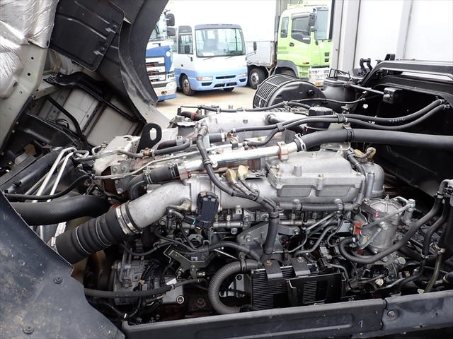 いすゞ ギガ 大型 アルミウィング 2PG-CYJ77C(95097) 33枚目