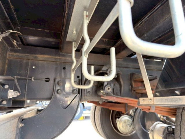UDトラックス（日産） コンドル 増トン その他 QKG-PK39LH(109495) 8枚目
