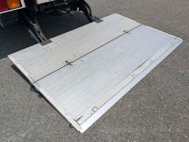 いすゞ フォワード 中型 アルミバン 2PG-FRR90S2(95155) 10枚目