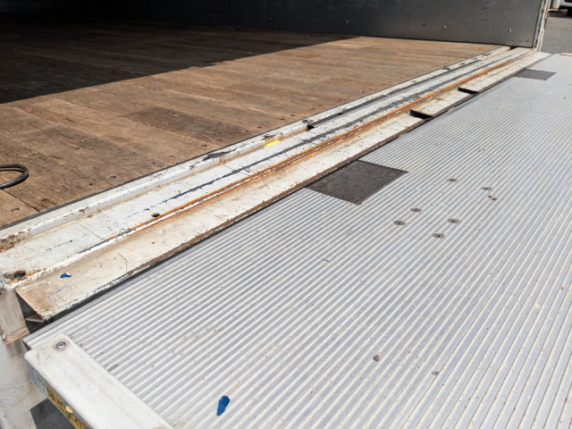 いすゞ フォワード 中型 アルミバン 2PG-FRR90S2(95155) 12枚目