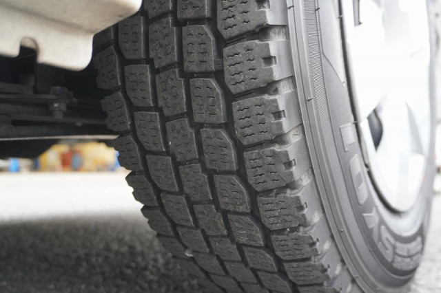 トヨタ ハイエース 小型 ライトバン CBF-TRH200K(95157) 11枚目