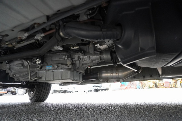 トヨタ ハイエース 小型 ライトバン CBF-TRH200K(95157) 13枚目