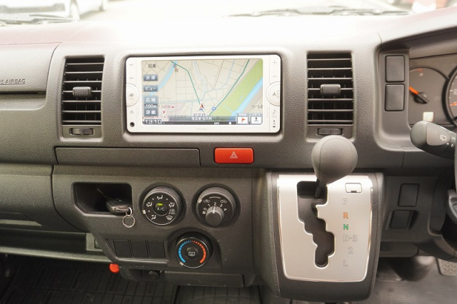 トヨタ ハイエース 小型 ライトバン CBF-TRH200K(95157) 31枚目