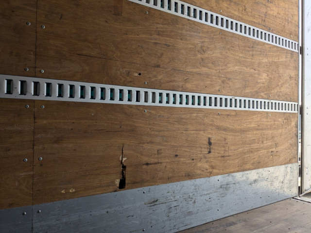 いすゞ フォワード 中型 アルミバン 2PG-FRR90S2(95155) 49枚目