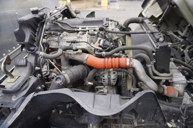 三菱ふそう キャンター 小型 アルミバン 2PG-FEB80(95158) 14枚目