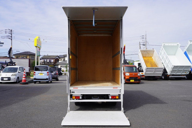 三菱ふそう キャンター 小型 アルミバン 2RG-FBA20(95160) 19枚目