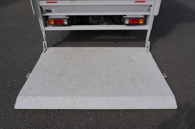 三菱ふそう キャンター 小型 アルミバン 2RG-FBA20(95160) 24枚目