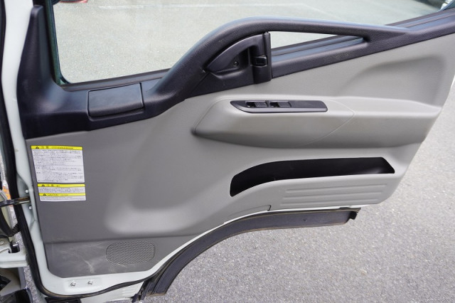 三菱ふそう キャンター 小型 アルミバン 2RG-FBA20(95160) 37枚目