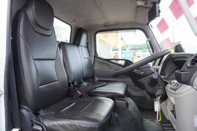 三菱ふそう キャンター 小型 アルミバン 2RG-FBA20(95160) 38枚目